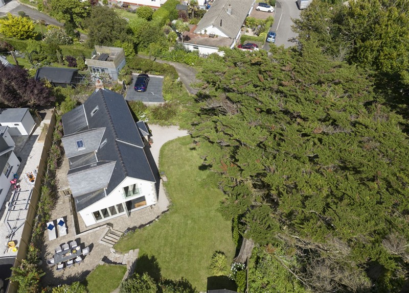The setting (photo 3) at Fairings, Cornwall