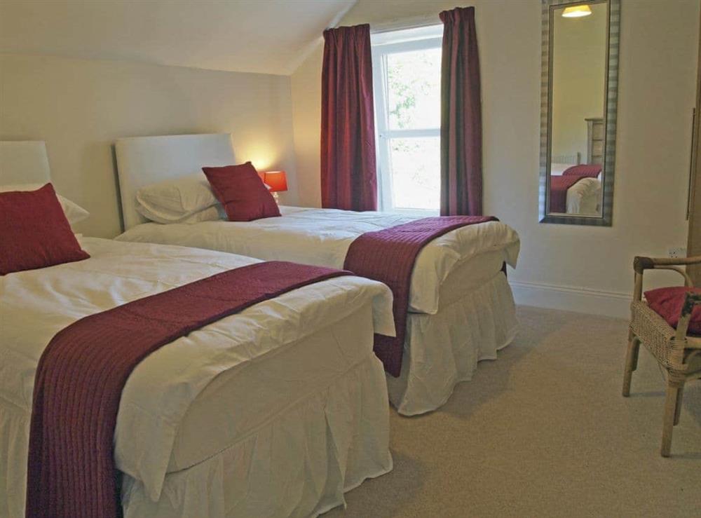 Cosy twin bedroom at Fairview in Rockcliffe, near Dalbeattie, Dumfries and Galloway, Kirkcudbrightshire