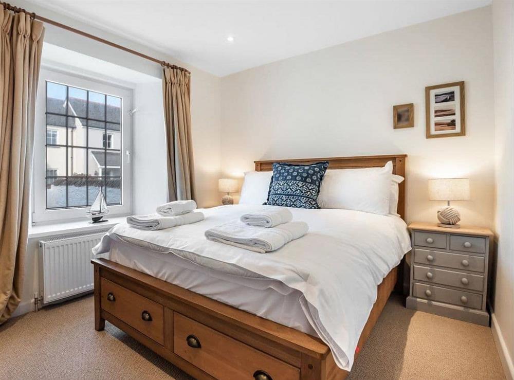 Ground floor double bedroom at Fairview in St Just in Roseland, Cornwall