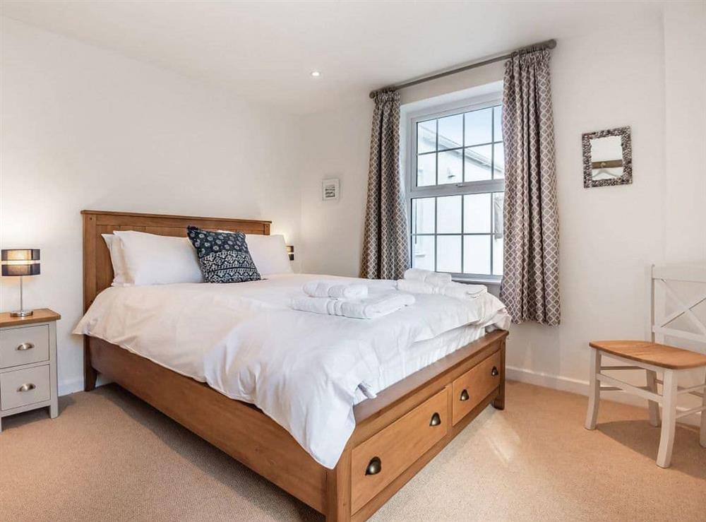 Ground floor master bedroom at Fairview in St Just in Roseland, Cornwall