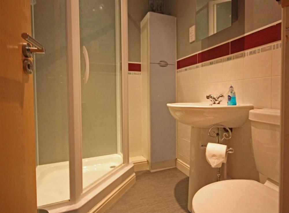 Bathroom (photo 3) at Fairway Apartment in Nairn, Morayshire