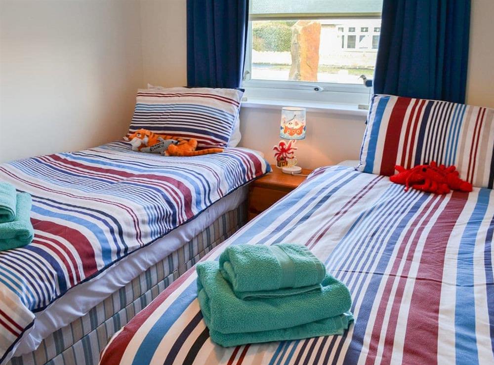 Warm and welcoming twin bedded room at Fairways in Beadnell, near Seahouses, Northumberland
