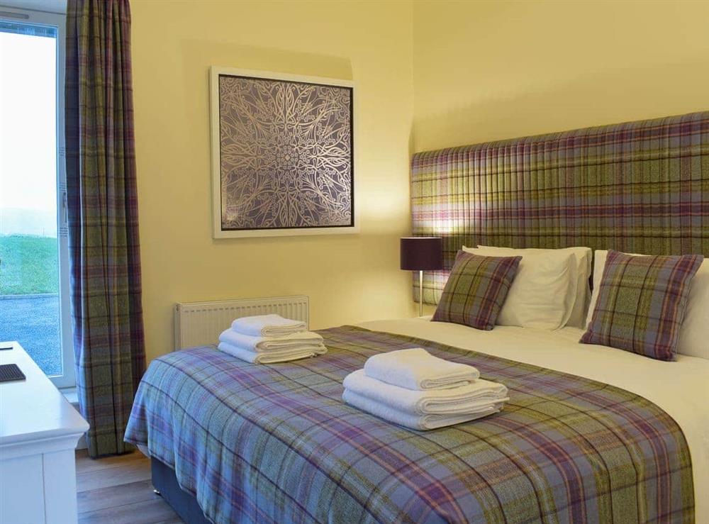 Double bedroom (photo 3) at Falcon Cottage in Linlithgow, near Glasgow, West Lothian