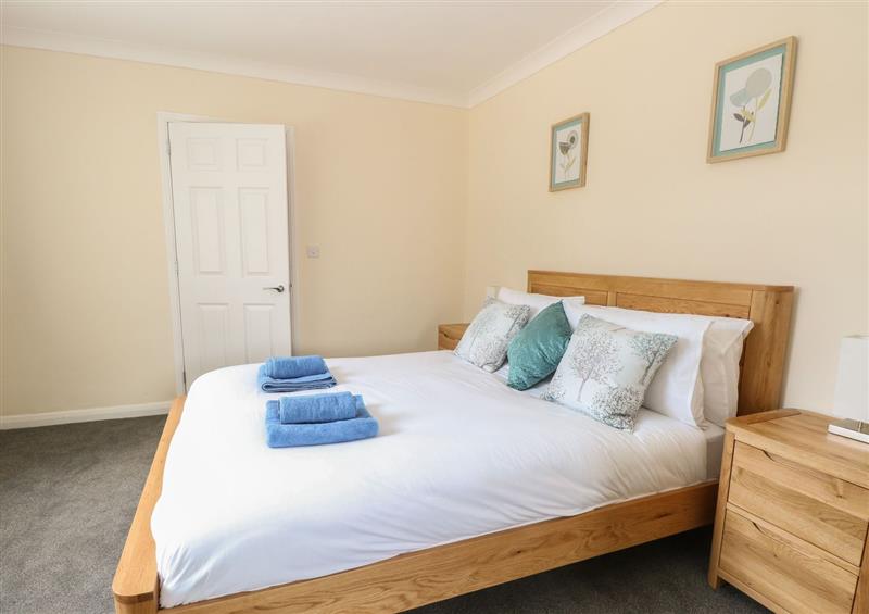 A bedroom in Fallowfield at Fallowfield, Winterton-On-Sea