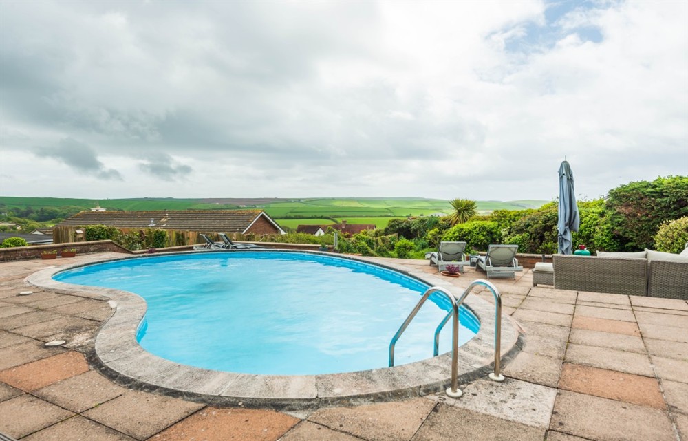 There is a swimming pool at Far Away in Thurlestone