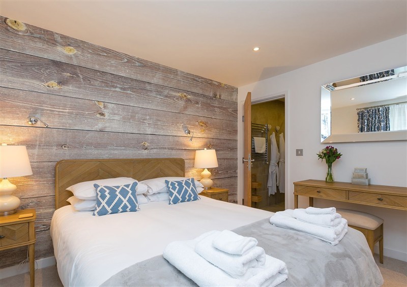 A bedroom in Far Cliffs at Far Cliffs, Carbis Bay