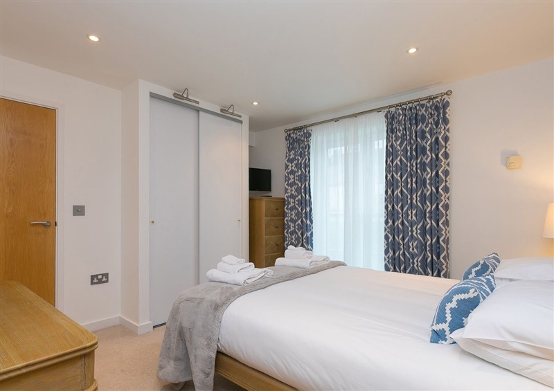 One of the 2 bedrooms at Far Cliffs, Carbis Bay