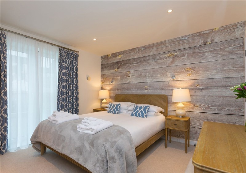 This is a bedroom (photo 3) at Far Cliffs, Carbis Bay