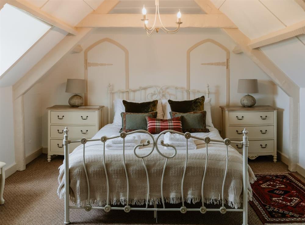 Double bedroom (photo 9) at Farmhouse in Pentney, King’s Lynn, Norfolk