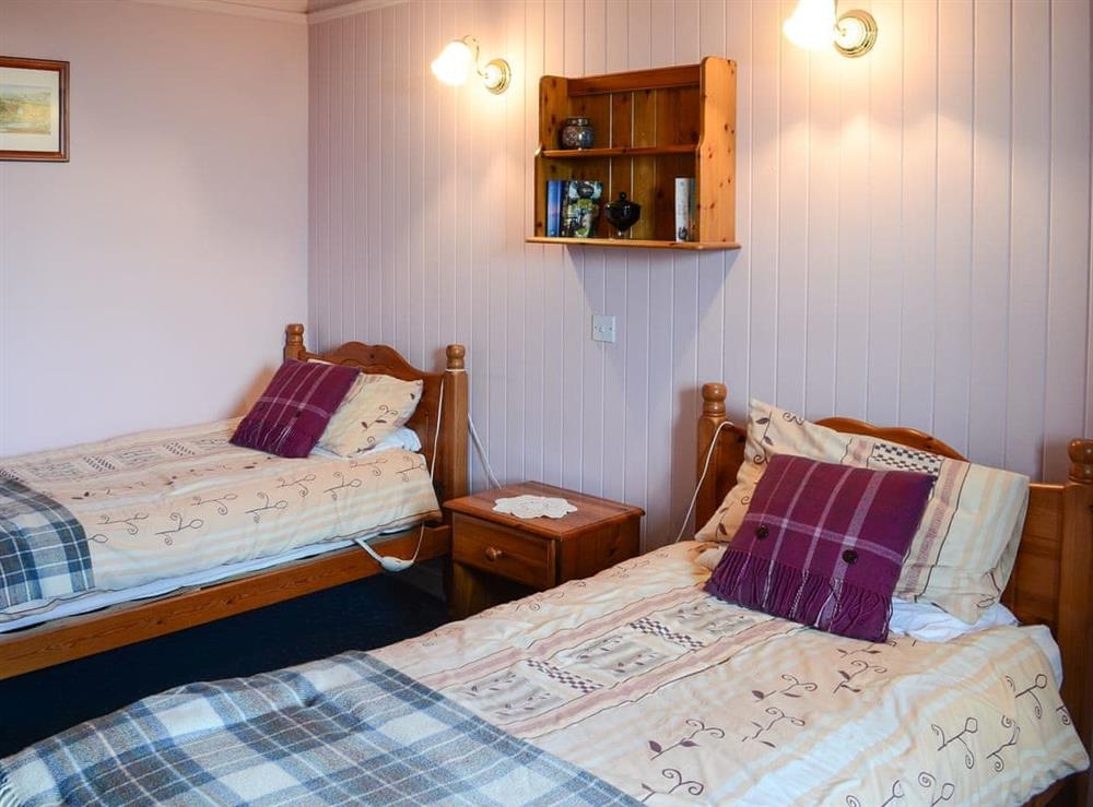 Twin bedroom at Farr in Helmsdale, near Brora, Northern Highlands, Sutherland