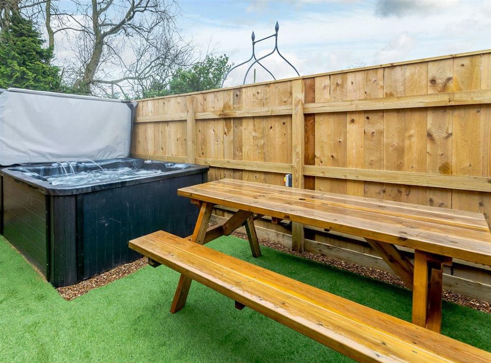 Outdoor area at Farriers Lodge in Brandesburton, near Driffield, North Humberside