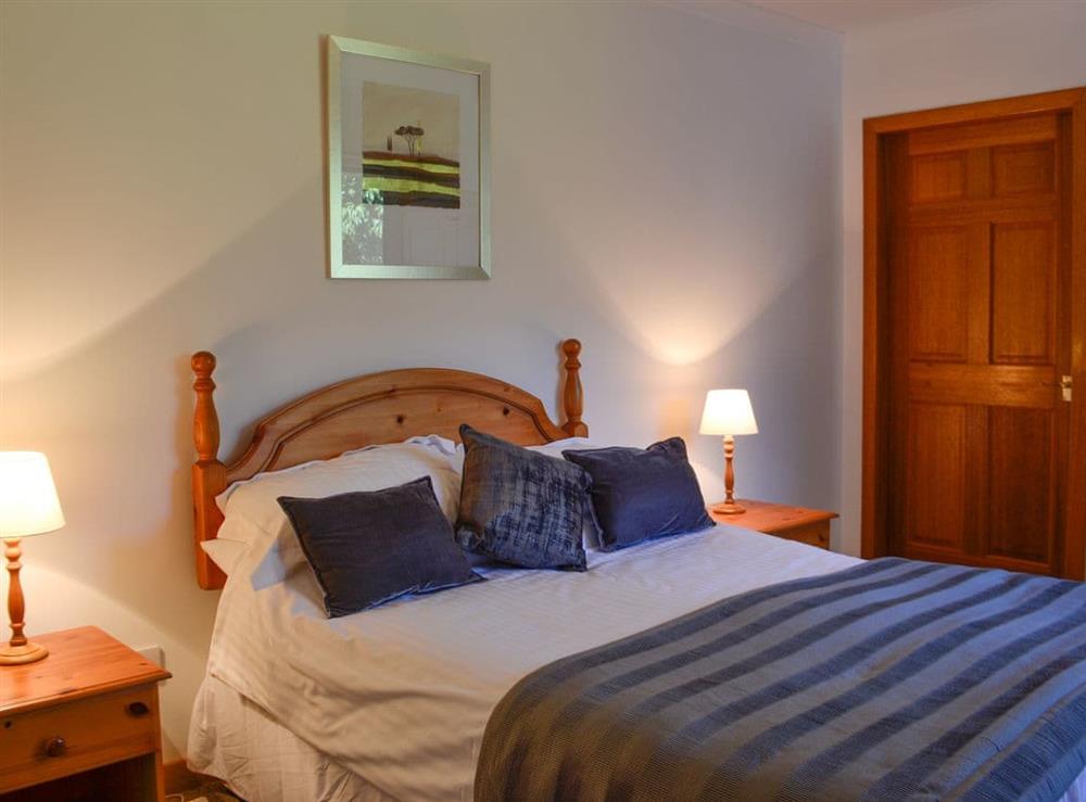 Double bedroom (photo 3) at Fasgadh Cottage in Port Appin, near Oban, Argyll