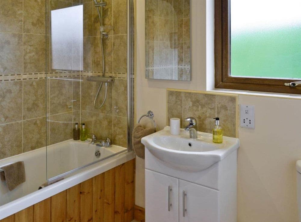 Bathroom at Hawthorn Lodge, 