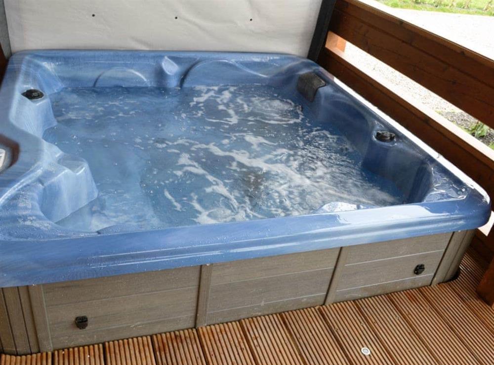 Hot tub at Hawthorn Lodge, 