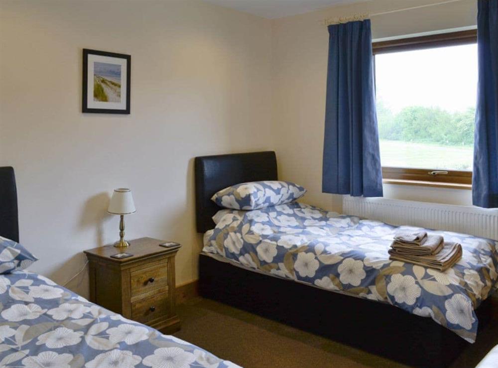 Twin bedroom at Willow Lodge, 