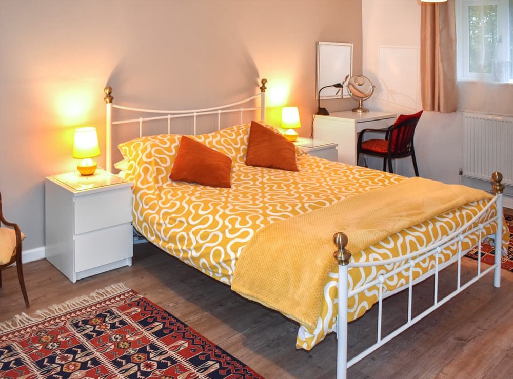 Double bedroom at Fawns Cottage in Blackborough, Devon