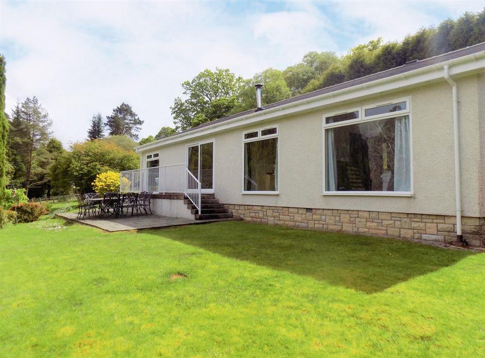 Charming holiday home in a stunning location at Feaugh Cottage in Lochgoilhead, near Inverary, Argyll and Bute, Scotland