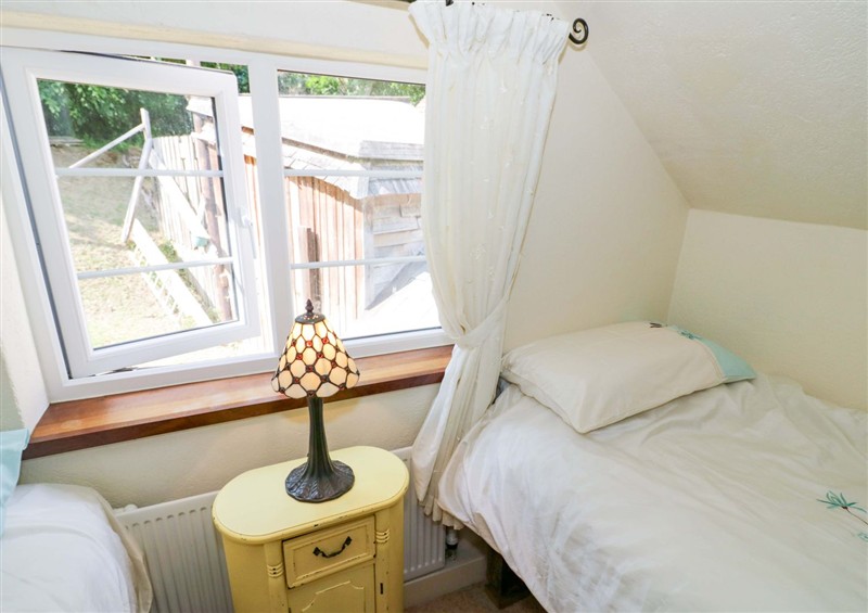 A bedroom in Fern Cottage (photo 2) at Fern Cottage, Cofton Hackett