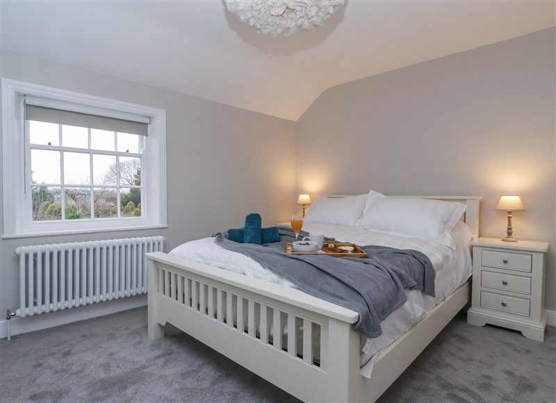 A bedroom in Fern Cottage at Fern Cottage, North Dalton near Great Driffield