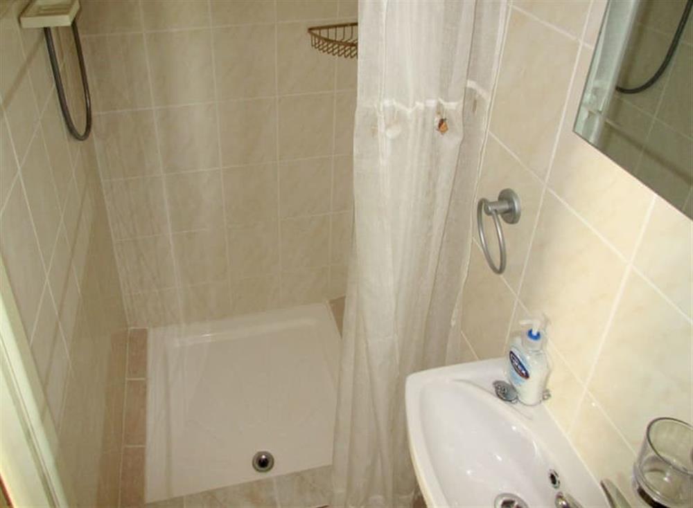 Shower room at Fernbank Lodge, 