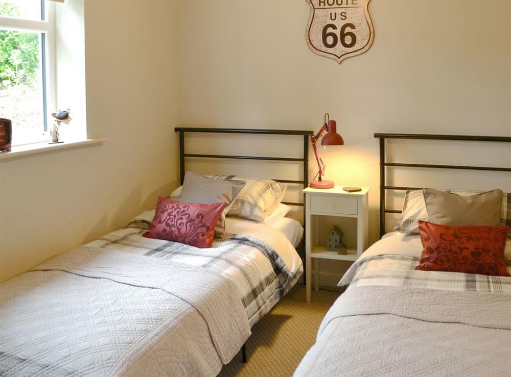 Twin bedroom at Ferncliffe Cottage in Thropton, near Morpeth, Northumbria, Northumberland
