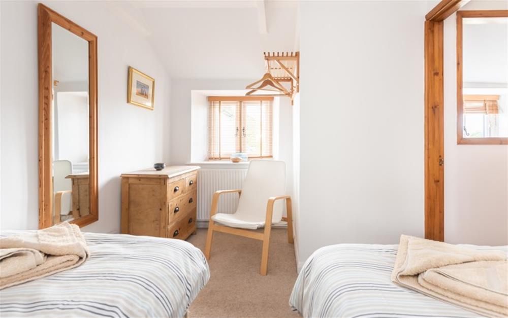 Twin bedroom at Fernleigh Cottage in St Mabyn
