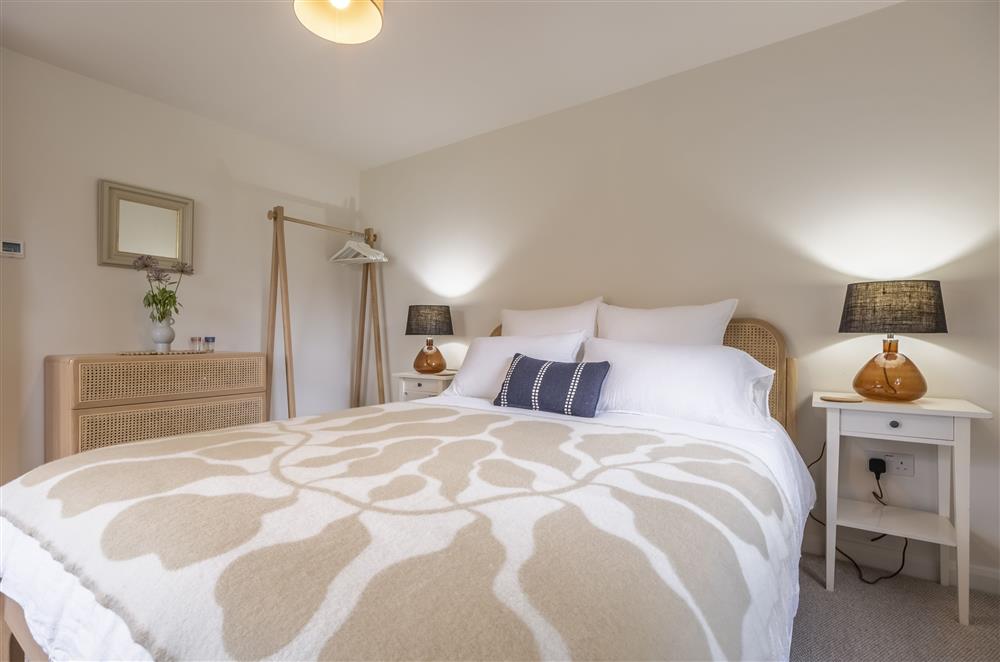 Bedroom two with a 5’ king-size bed (photo 2) at Fernwood, Rolvenden