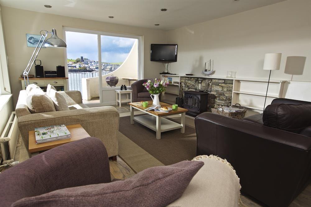 Large lounge with ample seating and fantastic views at Ferryside in East Portlemouth, Salcombe