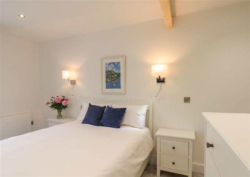One of the 2 bedrooms (photo 5) at Ferryside, Kingswear