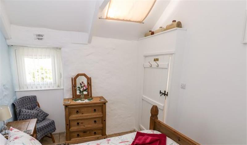A bedroom in Ffynnon Tom at Ffynnon Tom, St Davids