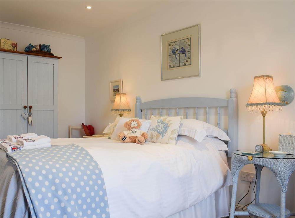 Cosy and inviting double bedroom at Fidra in Anstruther, Fife