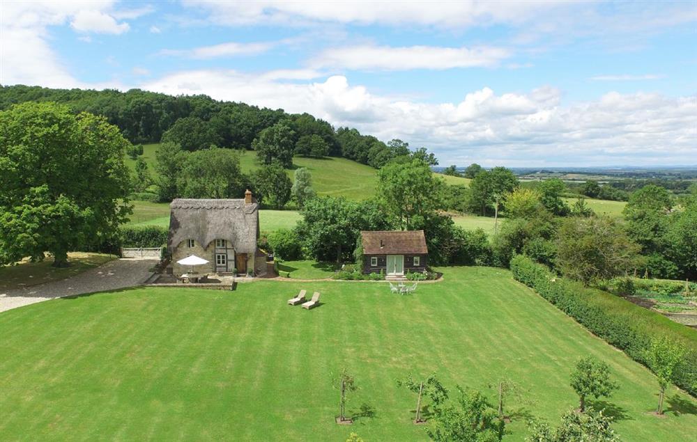 Field Cottage and Garden Room set on the slopes of Bredon Hill in a truly idyllic and tranquil location