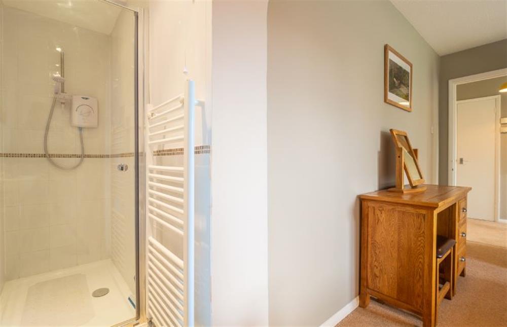 Master bedroom and en-suite shower room at Field End, Westleton
