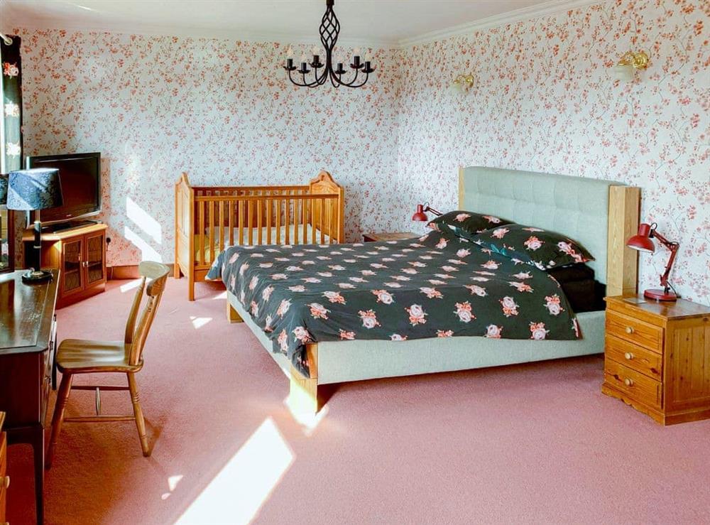 Double bedroom (photo 3) at Field House in Baschurch, Shropshire., Great Britain