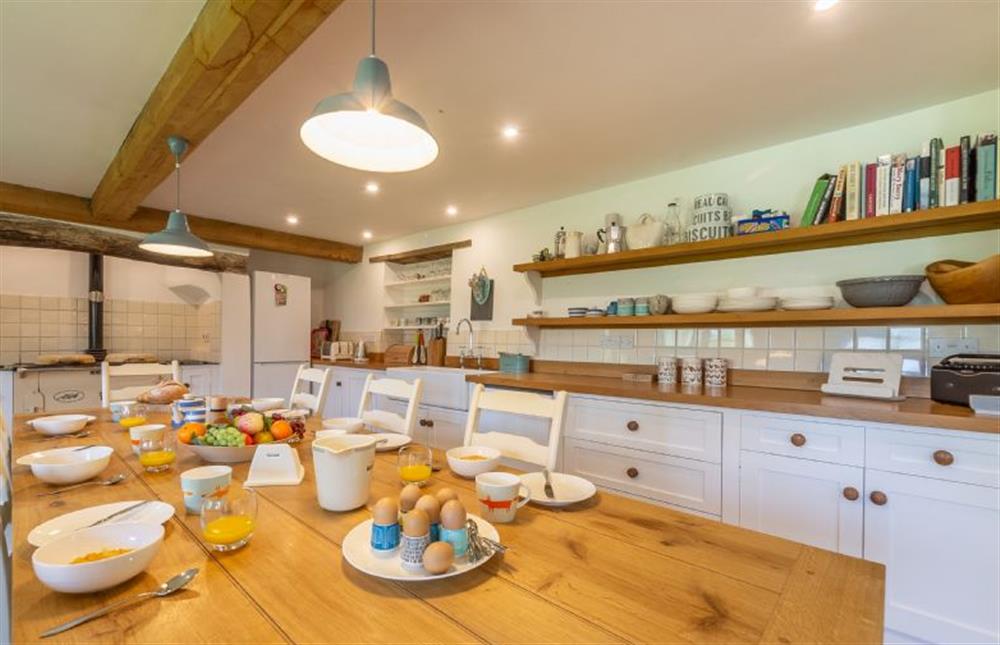 Ground floor: Large kitchen table with plenty of room for everyone at Field Row, Field Dalling near Holt