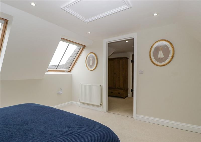 One of the bedrooms (photo 3) at Field View Cottage, Bourton-On-The-Water