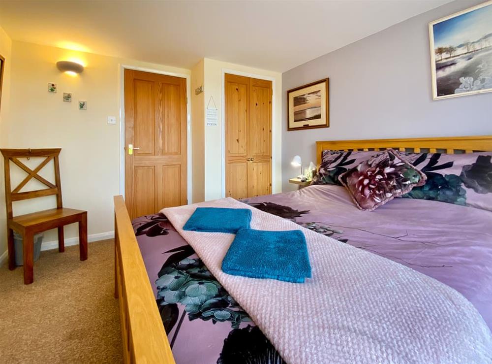 Double bedroom (photo 2) at Field View Snug in Wincanton, Somerset