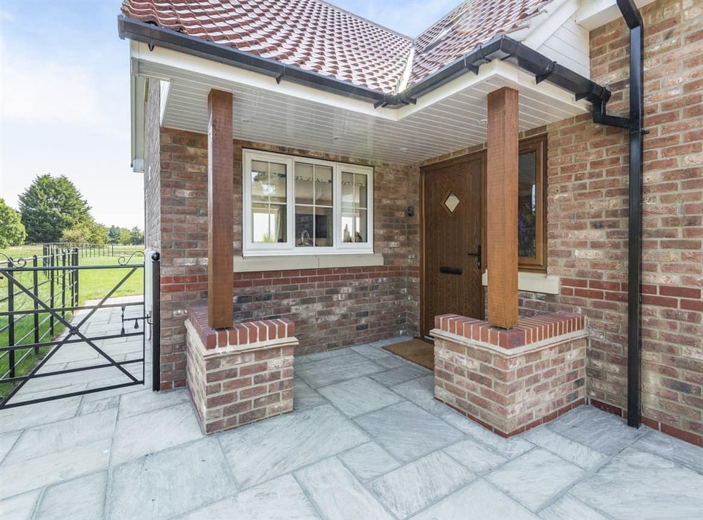 Exterior (photo 7) at Field View in South Kyme, near Boston, Lincolnshire