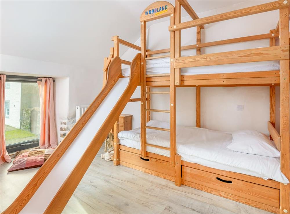 Bunk bedroom at Fieldgate Barn in Bampton Grange, near Great Strickland, Cumbria