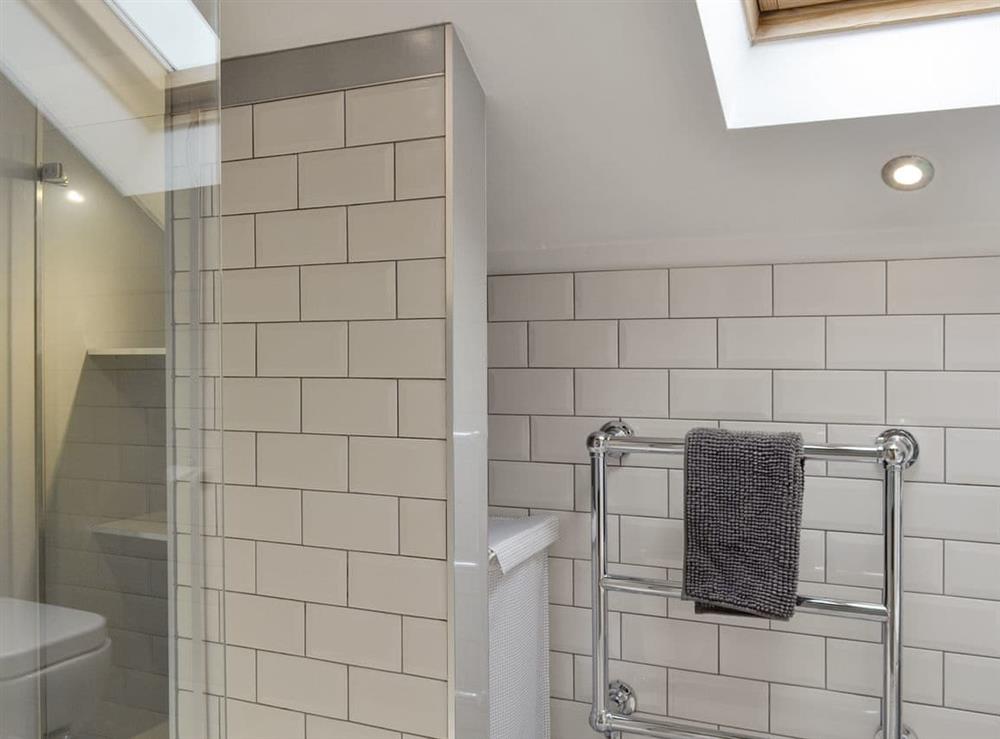 En-suite shower room at Fields Farm Apartment in Peak Forest, near Buxton, Derbyshire
