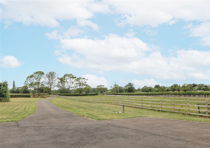 This is the garden (photo 2) at Fields View, Edingale near Alrewas