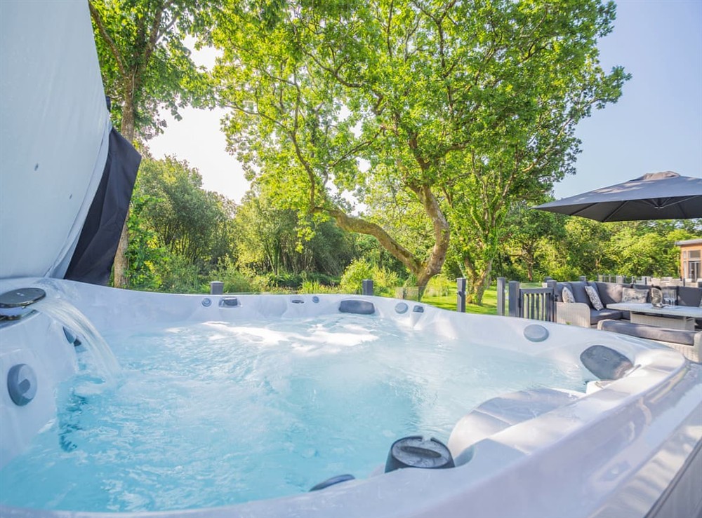 Hot tub at Fifteen at The Sanctuary in Rhos-fawr, Gwynedd
