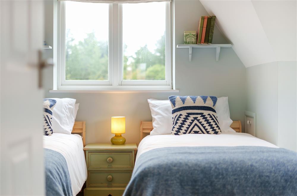 Your cosy twin bedroom at Fig and Bay Cottage, Axminster