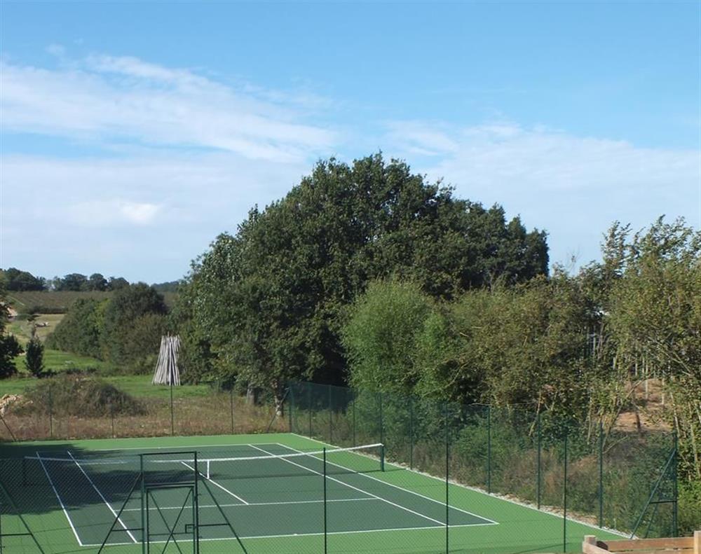 Tennis court at Finchcocks Oast 1-22, Goudhurst, Kent