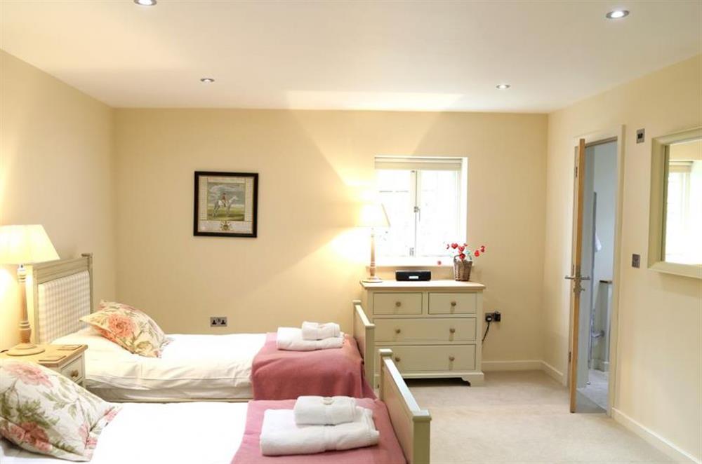 Twin bedroom (photo 2) at Finchcocks Oast 1-22, Goudhurst, Kent