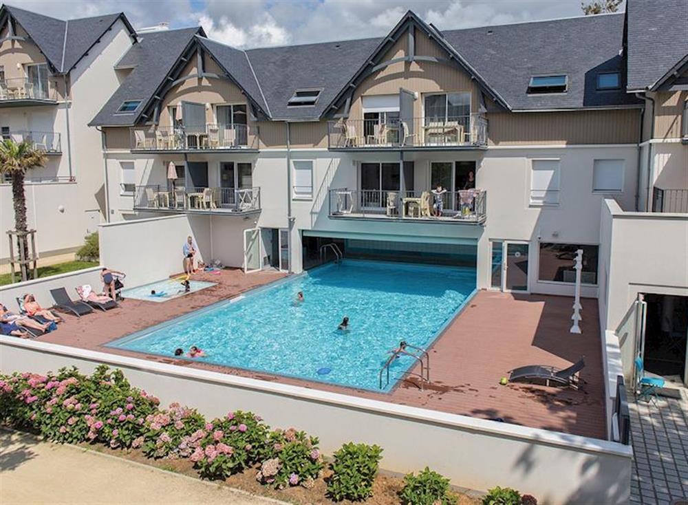 Shared swimming pool (photo 2) at Finistere in , France