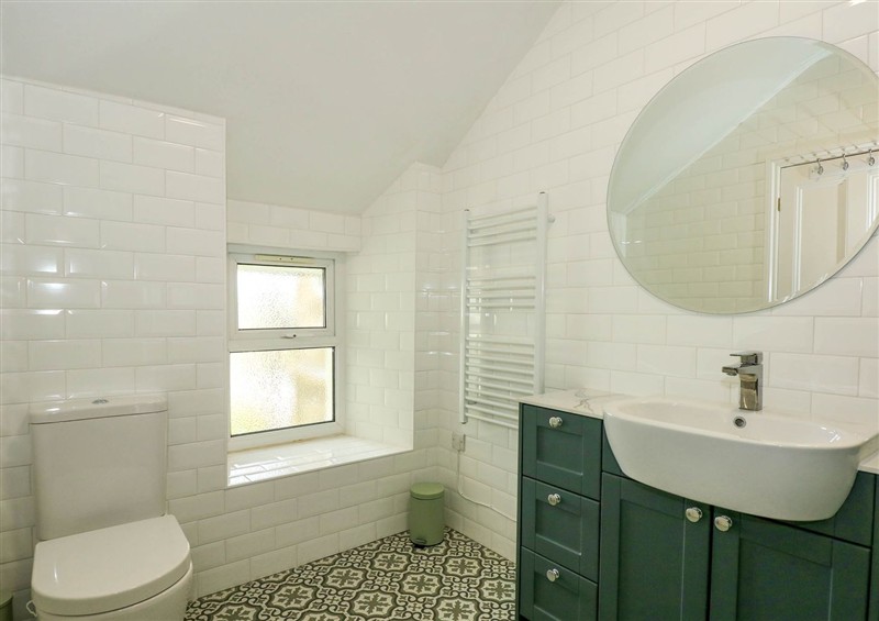 Bathroom at Fir Grove, Menai Bridge