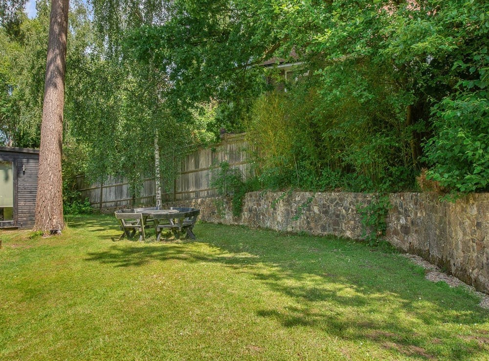 Sitting-out-area at Fir Tree Apartment in Crowborough, East Sussex
