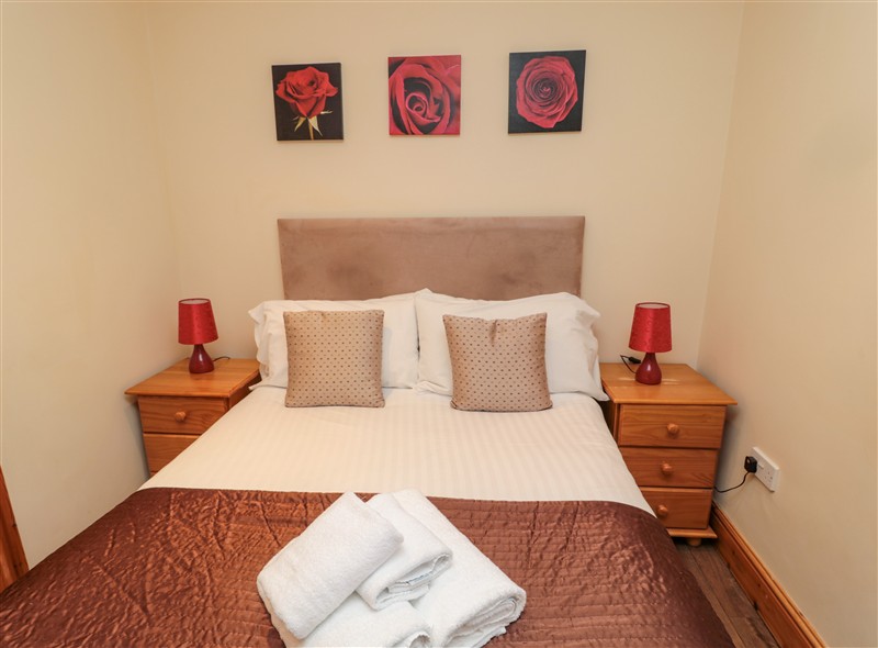 A bedroom in Fir Tree Cottage at Fir Tree Cottage, Cottonshopeburnfoot near Otterburn