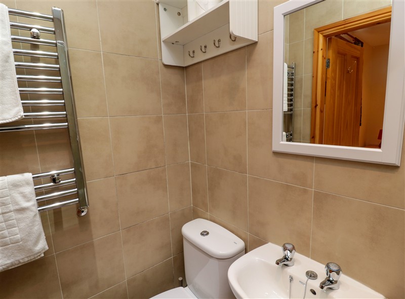 Bathroom at Fir Tree Cottage, Cottonshopeburnfoot near Otterburn